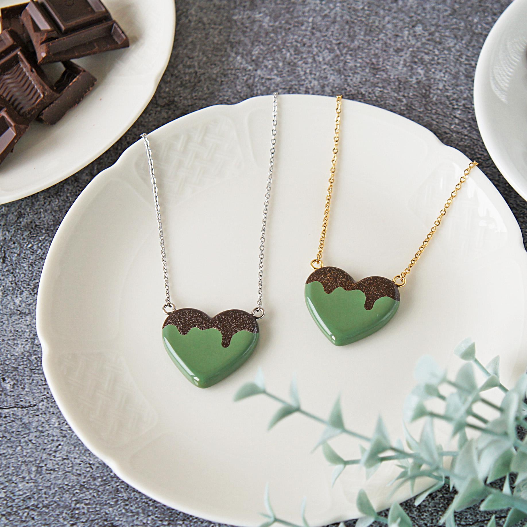 とろけるハートネックレス・チョコミント1枚目の画像