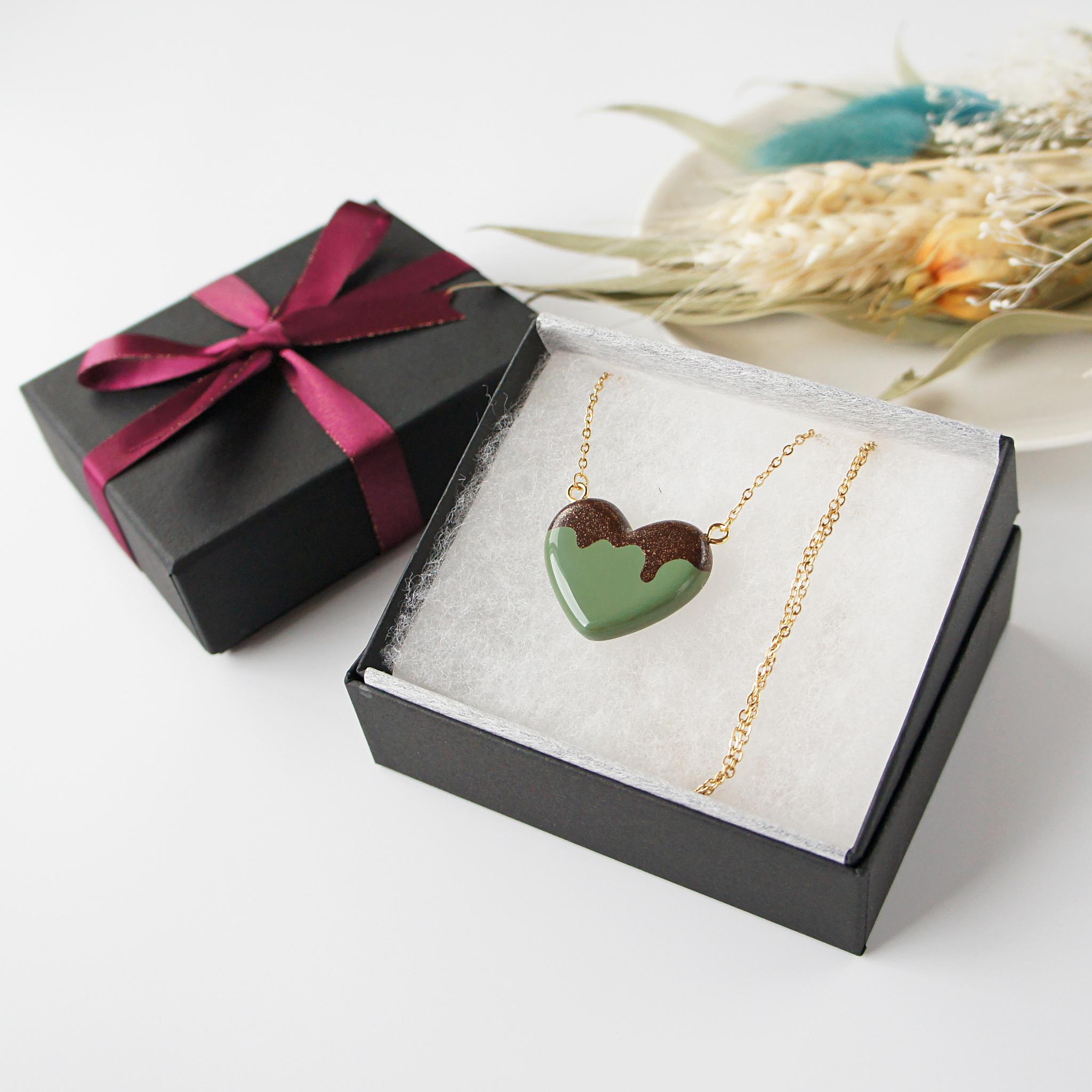 チョコミント　とろけるハートネックレス | 6枚目
