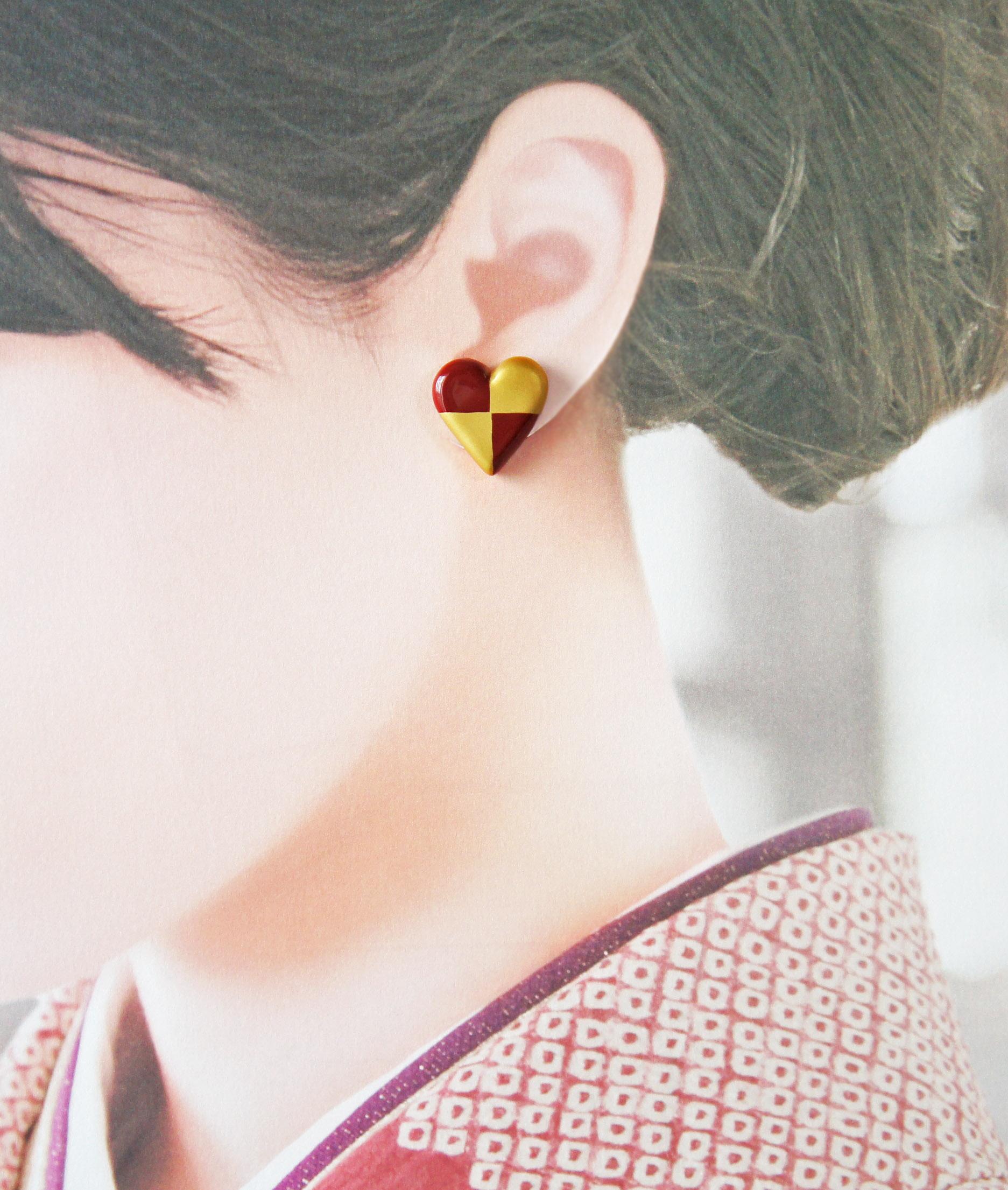 和の心　漆塗りピアス　ハート・赤×金 | 7枚目