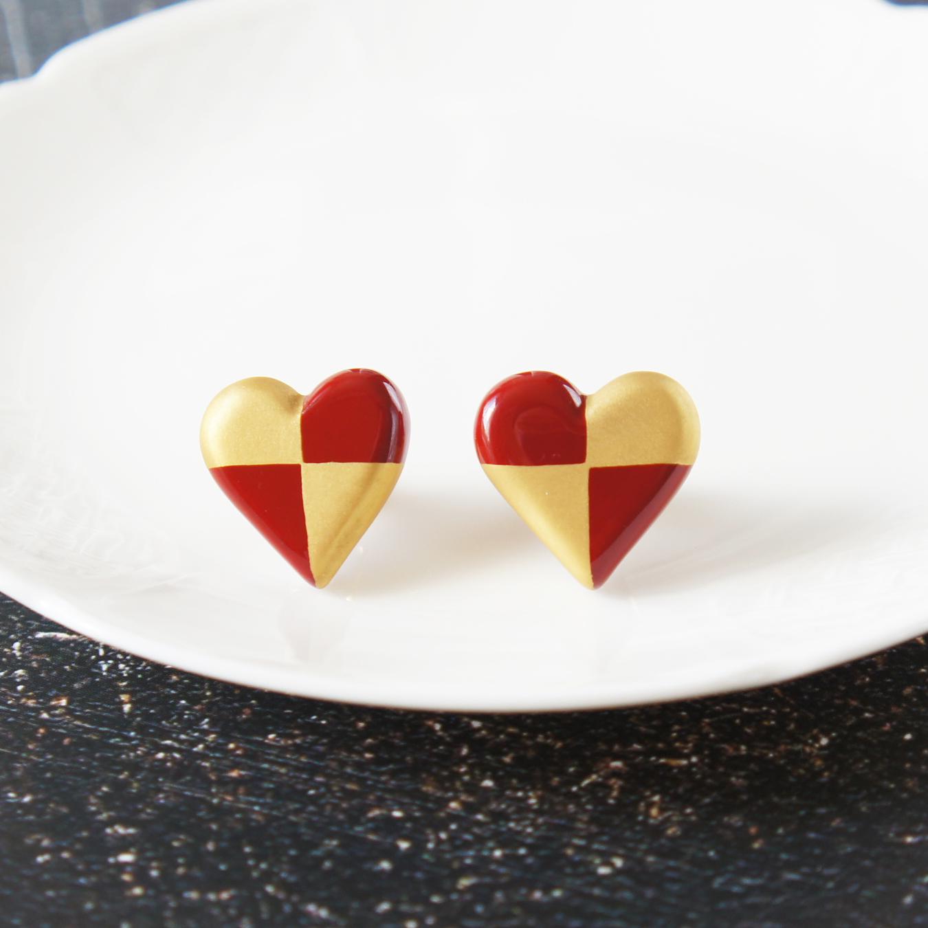 和の心 漆塗りピアス ハート・赤×金1枚目の画像